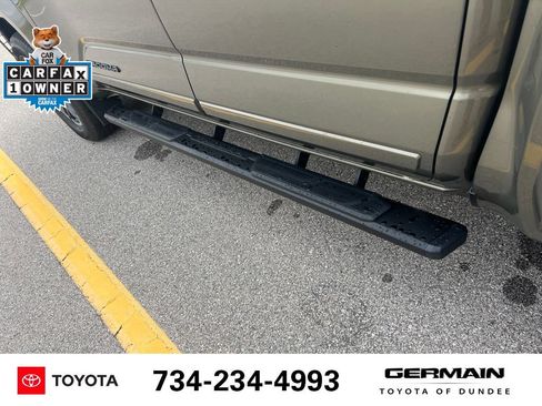 Used 2024 Toyota Tacoma TRD Sport AWD/4WD image 31