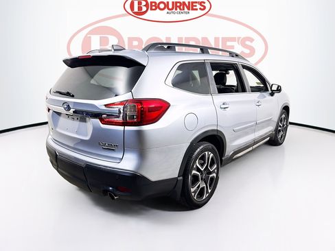 Used 2023 Subaru Ascent Limited AWD/4WD image 9