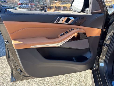 New 2026 BMW X7 xDrive40i w/ M Sport Package image 10
