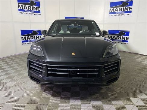 Used 2024 Porsche Cayenne S image 12
