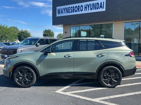 Used 2025 Kia Sportage X-Line w/ Premium Package AWD/4WD image 4