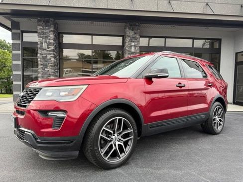 Used 2018 Ford Explorer Sport AWD/4WD image 16