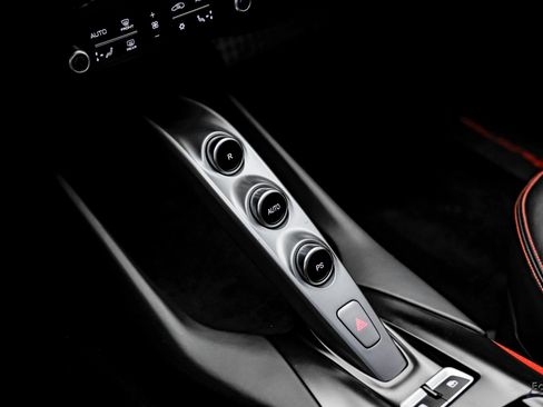 Used 2018 Ferrari 812 Superfast image 65