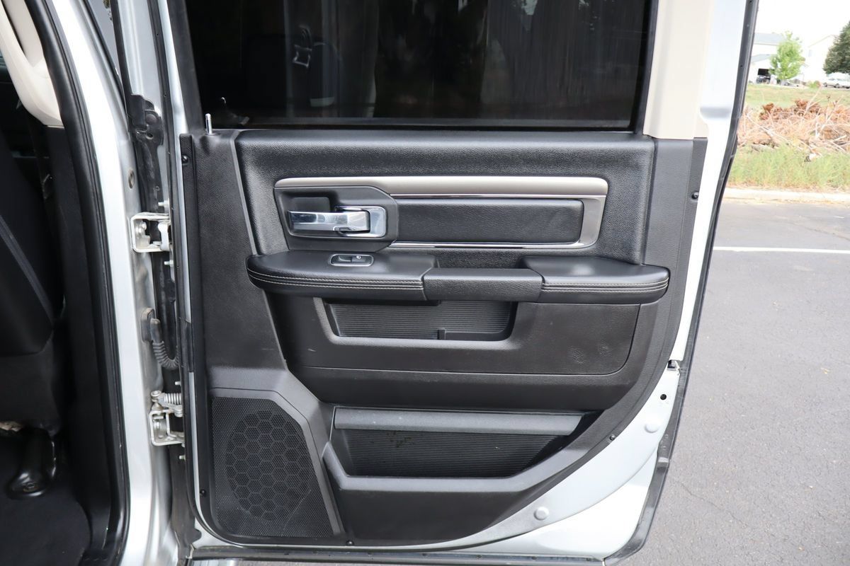 Used 2018 RAM 3500 Laramie w/ Sport Appearance Group AWD/4WD image 25