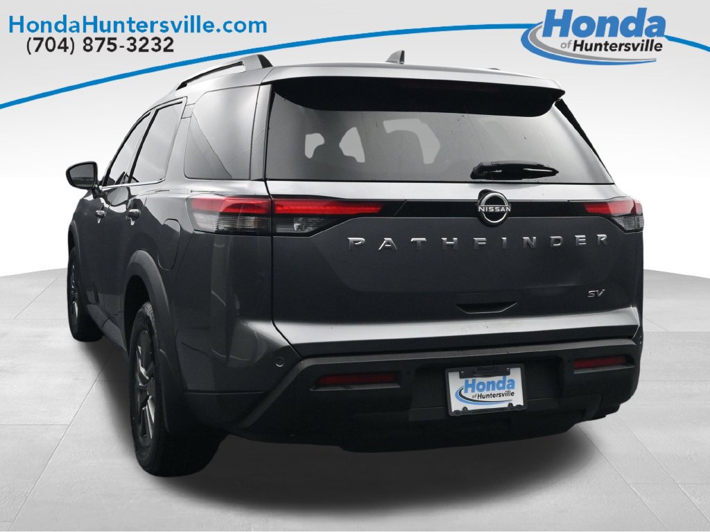 Used 2024 Nissan Pathfinder SV FWD image 6