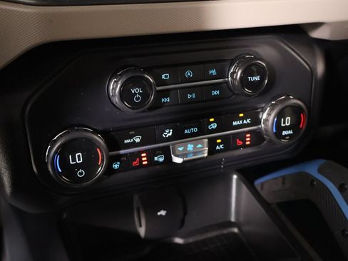 Used 2024 Ford Bronco Wildtrak AWD/4WD image 8
