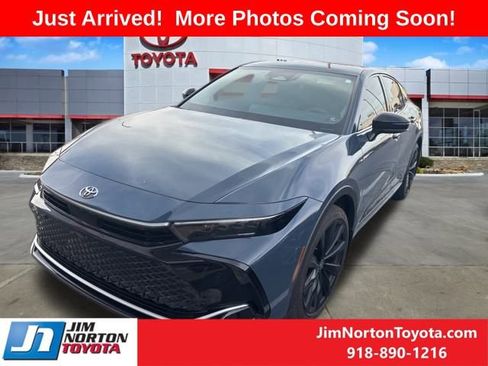 Used 2026 Toyota Crown Nightshade image 10