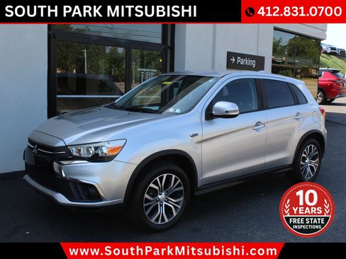 Used 2018 Mitsubishi Outlander Sport ES FWD image 2