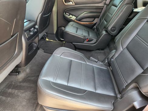 Used 2015 GMC Yukon Denali w/ Enhanced Security Package AWD/4WD image 12