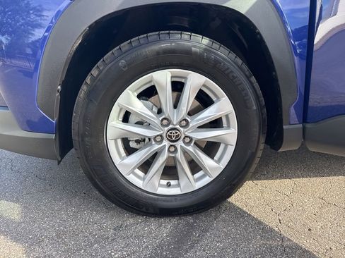 Certified 2022 Toyota Corolla Cross LE FWD image 44