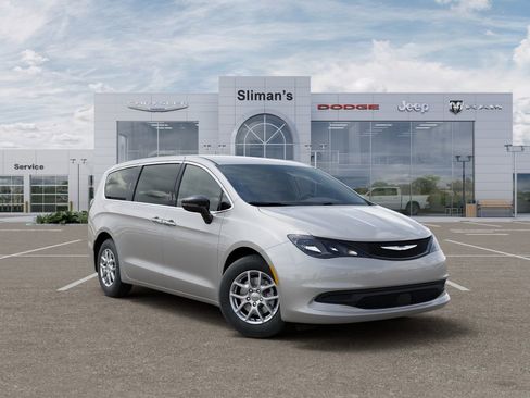 New 2026 Chrysler Voyager LX FWD image 6