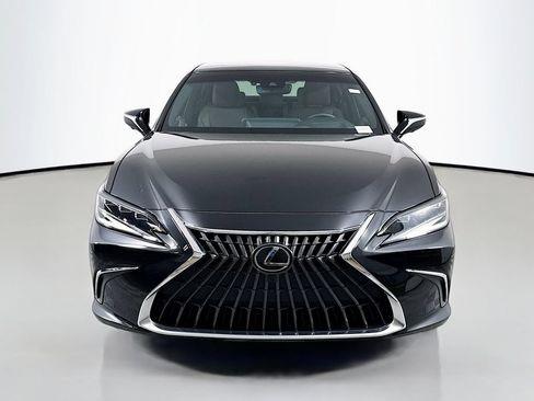 Used 2023 Lexus ES 350 Ultra Luxury w/ Accessory Package (Z2) FWD image 2