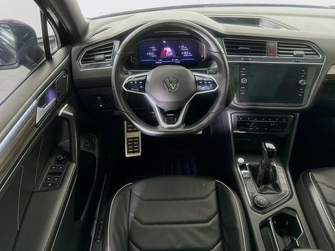 Used 2024 Volkswagen Tiguan SEL R-Line w/ MDO Package, Two-Row image 4