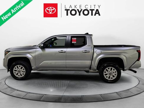 New 2025 Toyota Tacoma SR5 image 2