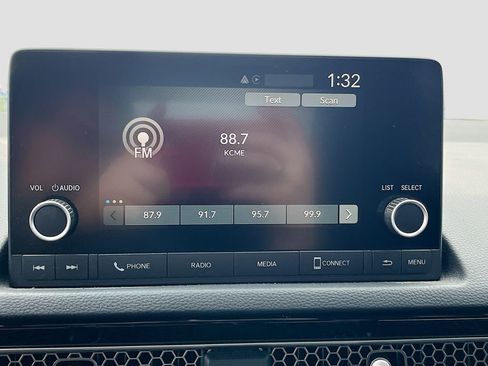 Used 2025 Honda Civic Sport image 14