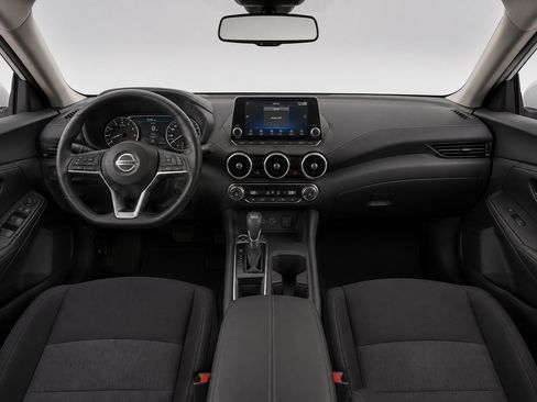 Used 2024 Nissan Sentra SV FWD image 18