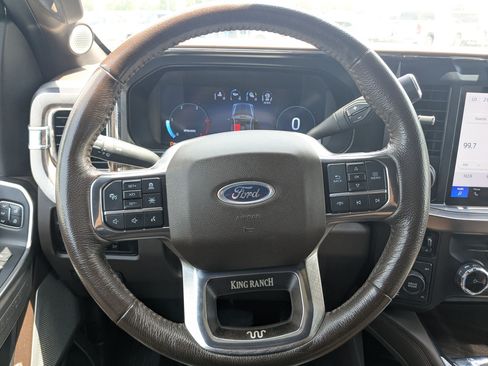 Used 2023 Ford F350 King Ranch AWD/4WD image 17