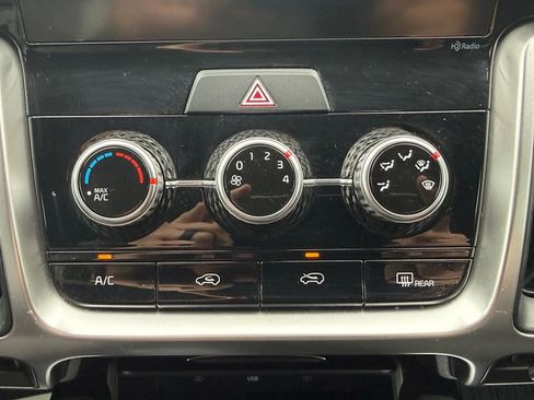 Used 2022 Kia Sorento LX image 24