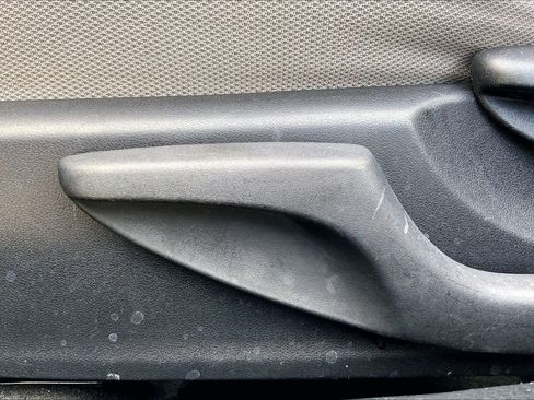 Used 2016 Toyota Corolla LE FWD image 34