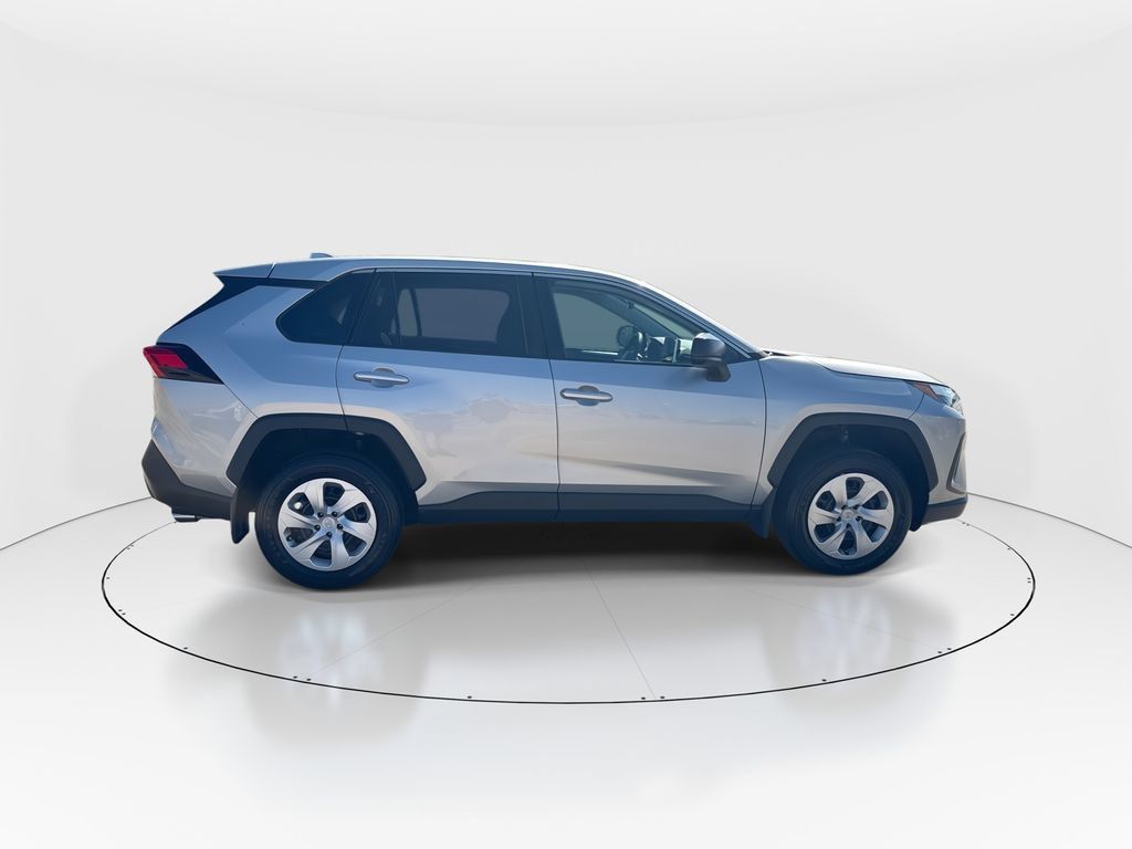 Used 2023 Toyota RAV4 LE FWD image 9