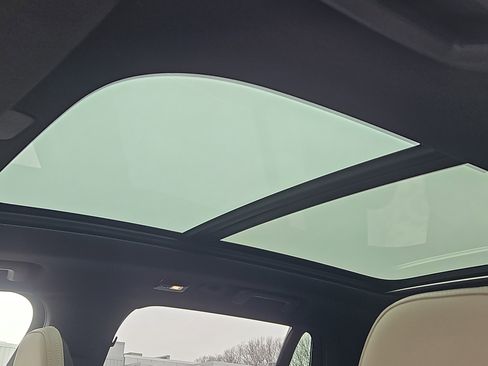 New 2026 Volvo XC90 B6 Plus w/ Protection Package Premier image 6