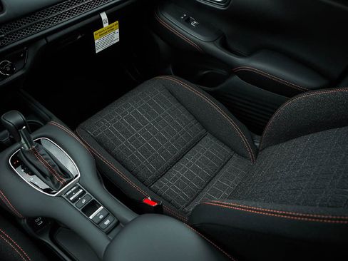 New 2026 Honda HR-V Sport image 24