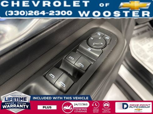 Used 2023 GMC Terrain SLE w/ Driver Convenience Package image 10