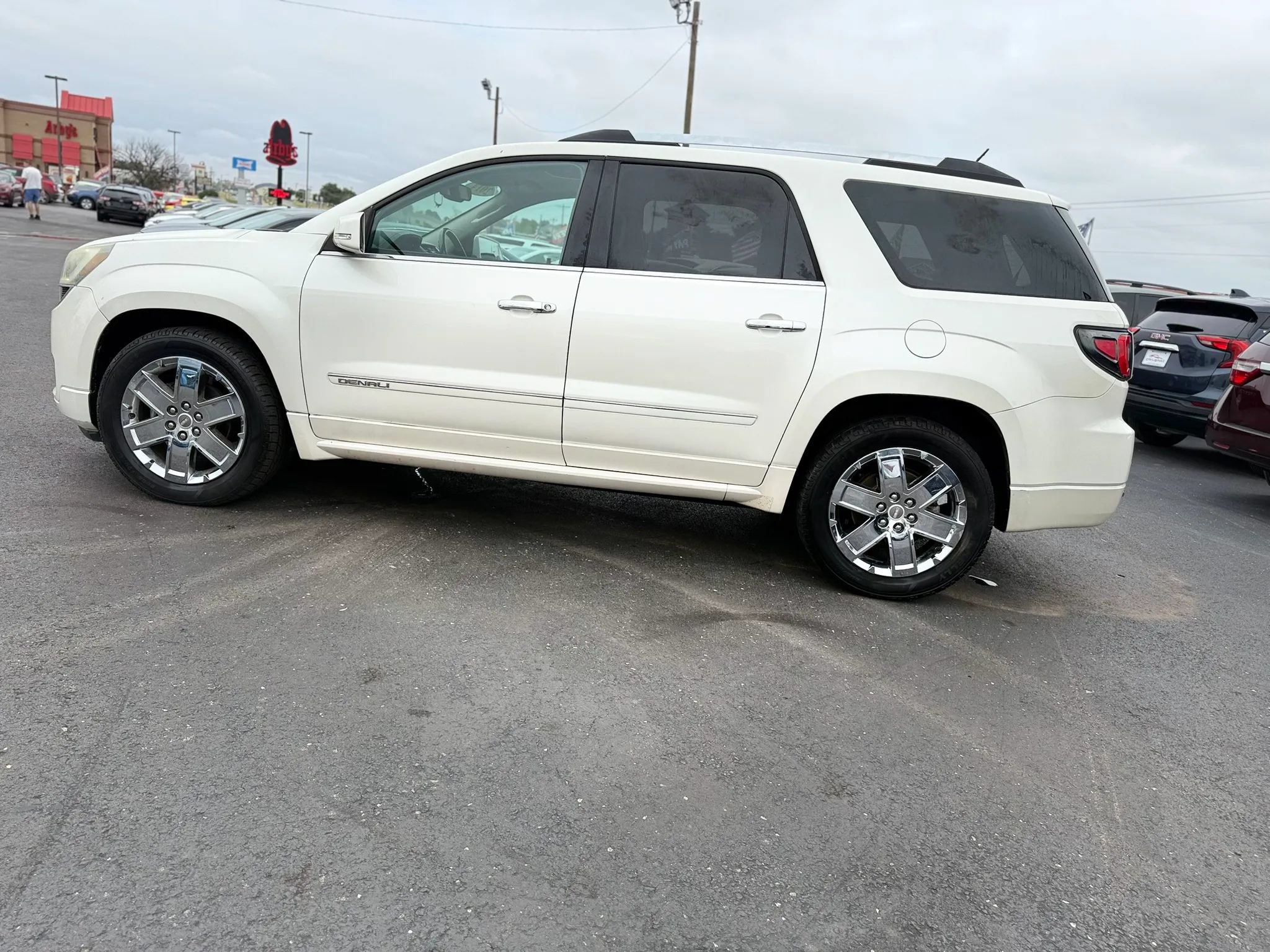 Used 2014 GMC Acadia Denali FWD image 10