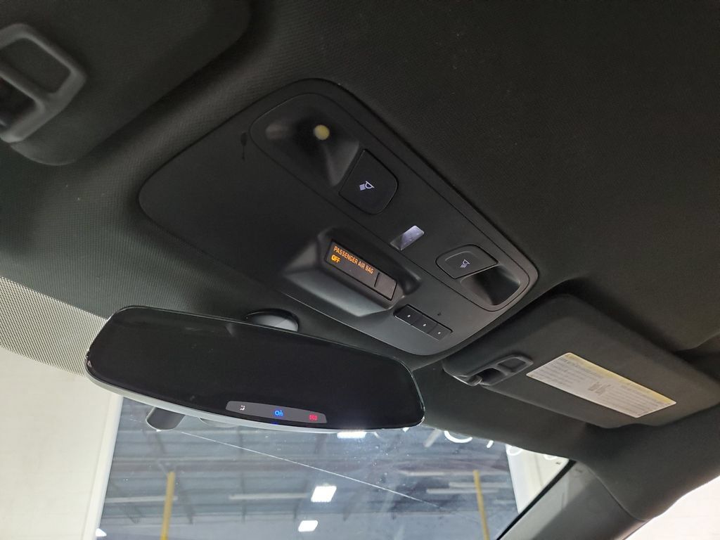 Used 2016 Chevrolet Camaro LT RWD image 29