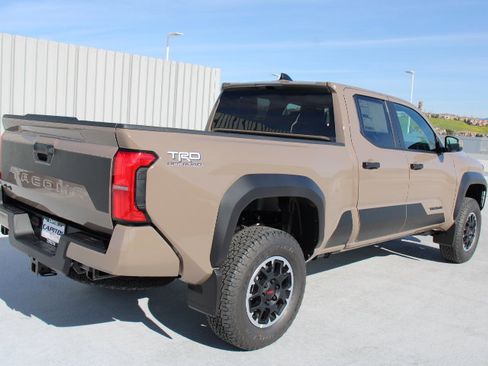 New 2026 Toyota Tacoma TRD Off-Road AWD/4WD image 4