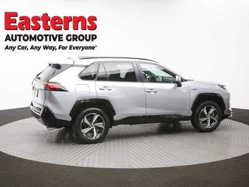 Used 2022 Toyota RAV4 SE image 44