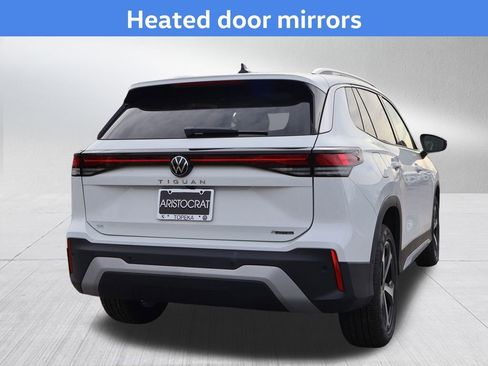 New 2026 Volkswagen Tiguan SE AWD/4WD image 8