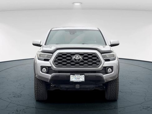Used 2020 Toyota Tacoma TRD Off-Road image 10
