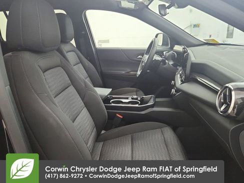 Used 2026 Chevrolet Equinox LT FWD image 31
