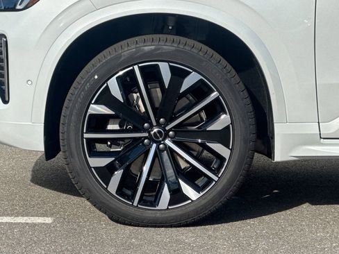 New 2026 Volvo XC90 B6 Ultra w/ Protection Package AWD/4WD image 33