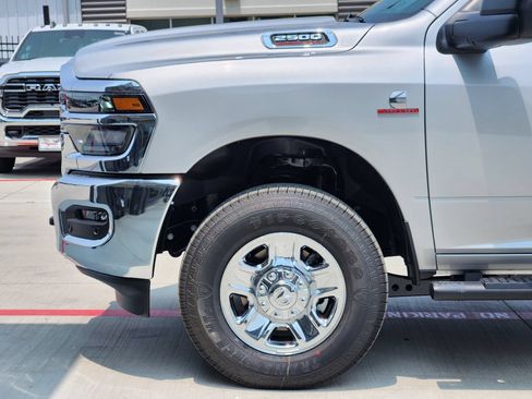 New 2026 RAM 2500 Tradesman AWD/4WD image 8