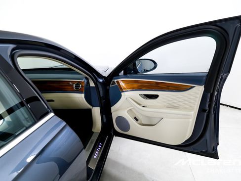 Used 2021 Bentley Flying Spur W12 w/ First Edition Specification image 26