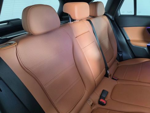 Certified 2023 Mercedes-Benz GLC 300 4MATIC image 27