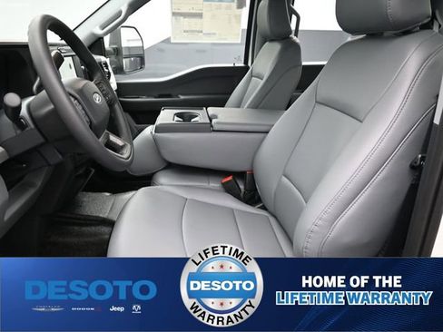 New 2025 Ford F250 XL w/ XL Chrome Package image 21