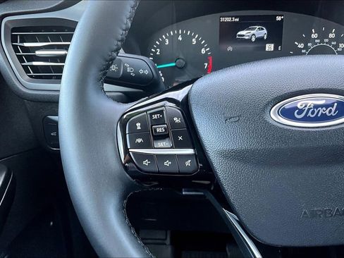 Used 2022 Ford Escape SEL AWD/4WD image 18