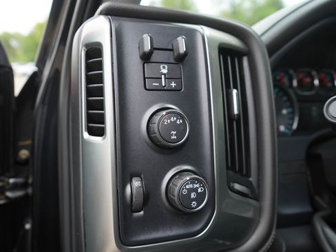 Used 2019 Chevrolet Silverado 2500 LTZ w/ Midnight Edition AWD/4WD image 26