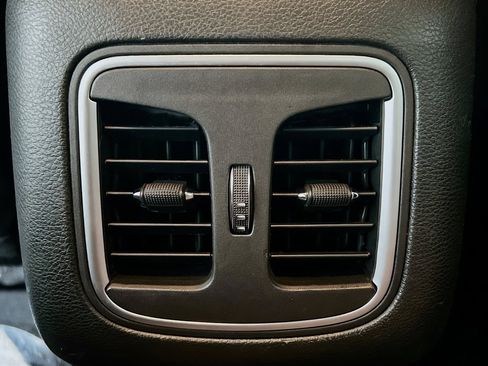 Used 2015 Chrysler 200 C FWD image 17