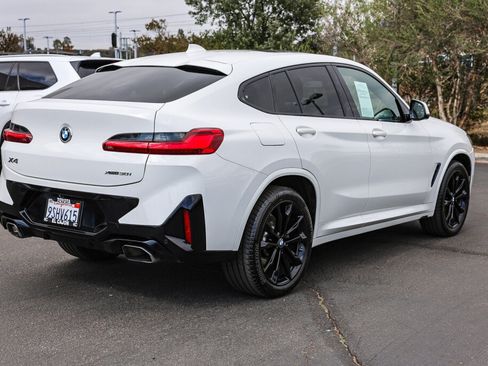 Used 2022 BMW X4 xDrive30i w/ M Sport Package 2 AWD/4WD image 26