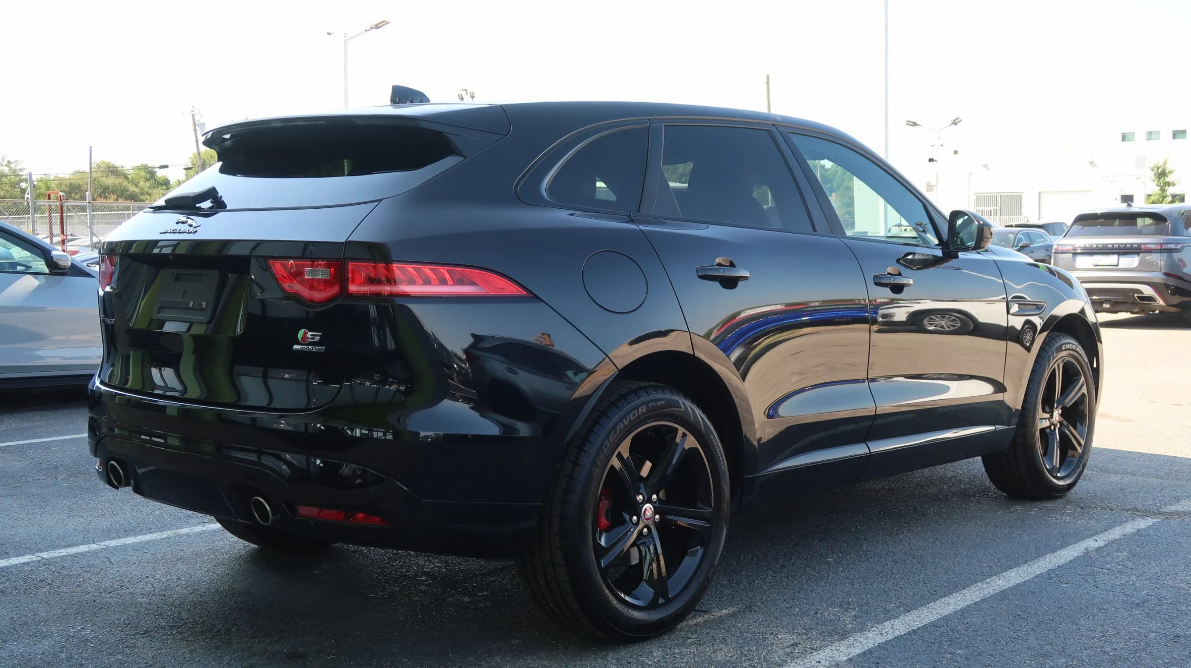 Used 2019 Jaguar F-PACE S AWD/4WD image 13