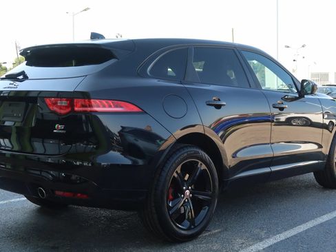 Used 2019 Jaguar F-PACE S AWD/4WD image 13