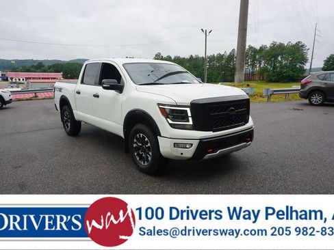 Used 2022 Nissan Titan PRO-4X w/ Pro-4x Convenience Package AWD/4WD image 1