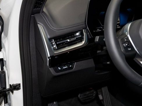 New 2026 BMW X1 xDrive28i w/ Convenience Package image 14