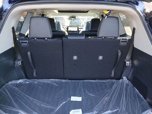 New 2026 Toyota Grand Highlander XLE image 11