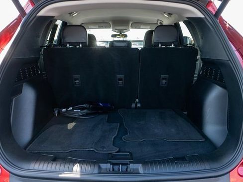 Used 2025 Ford Escape SE FWD image 10