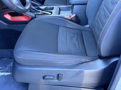 Used 2024 Nissan Frontier PRO-4X w/ Off-Road Protection Package image 11